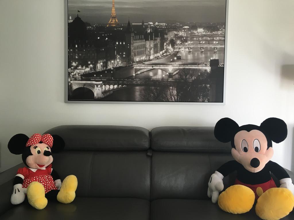 F&B'S Home Disneyland Paris Σερί Εξωτερικό φωτογραφία
