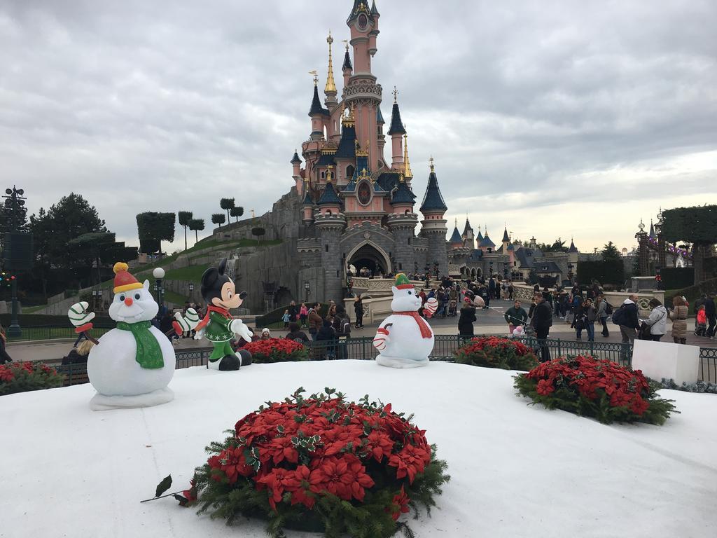 F&B'S Home Disneyland Paris Σερί Εξωτερικό φωτογραφία